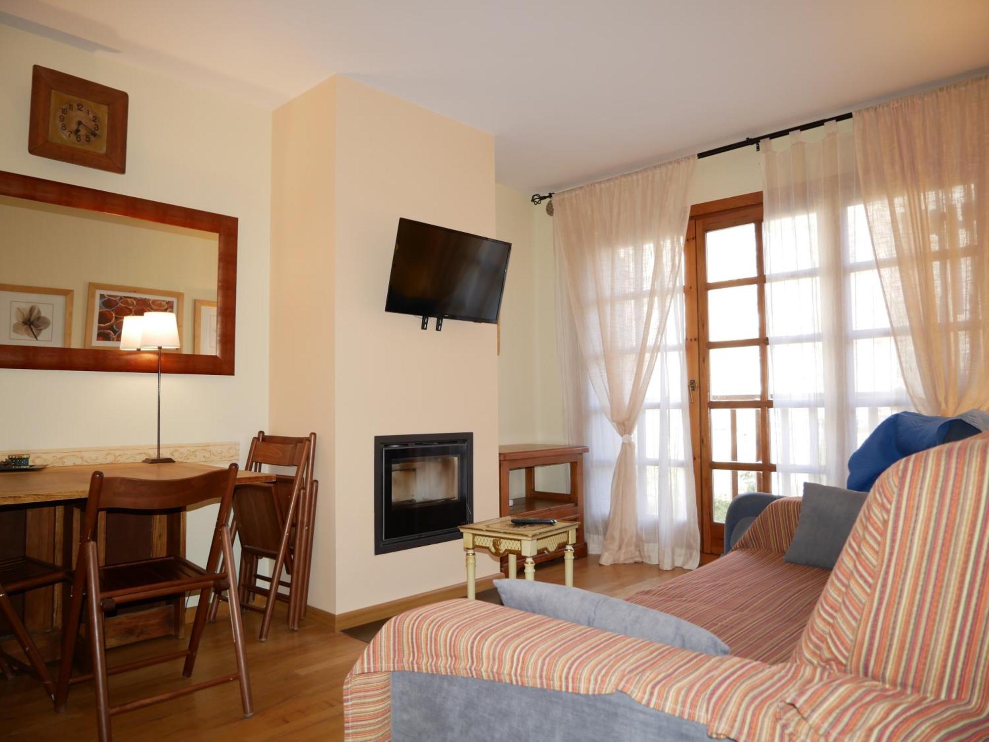 Francoli-Vacances Pirinenca Канилло Экстерьер фото